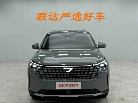 2026 Jetta VS8, серый, 2140000 рублей - вид 1