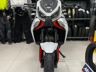 2026 Moto Morini X-CAPE 1200, красный, 1499900 рублей, вид 2