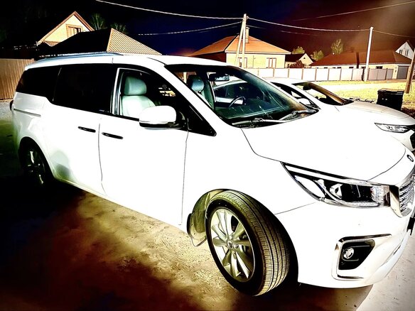 2020 Kia Carnival III, белый, 3000000 рублей - вид 3