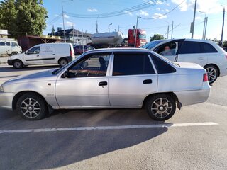 2011 Daewoo Nexia I Рестайлинг, серебристый, 250000 рублей, вид 3