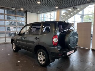 2014 Chevrolet Niva I Рестайлинг, зелёный, 560000 рублей, вид 5