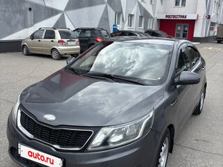 2013 Kia Rio 4-speed III, серый, 750000 рублей, вид 1