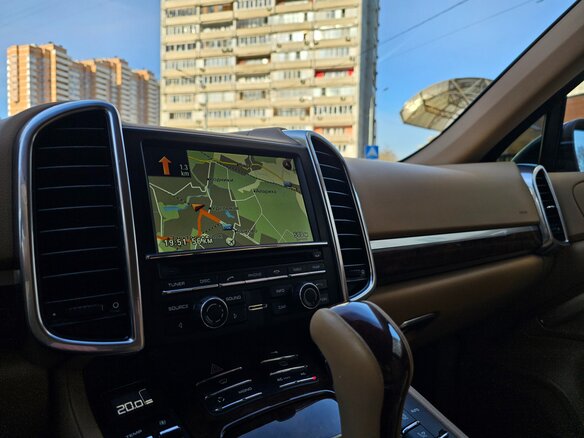 2010 Porsche Cayenne Diesel II (958), чёрный, 2799000 рублей - вид 17