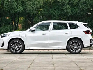 2025 BMW iX1 eDrive 25L, белый, 4900206 рублей, вид 4