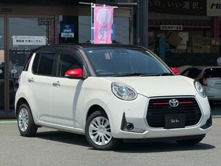 2019 Toyota Passo III Рестайлинг, белый, 780000 рублей, вид 3