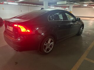 2017 Volvo S60 II Рестайлинг, чёрный, 1500000 рублей, вид 3