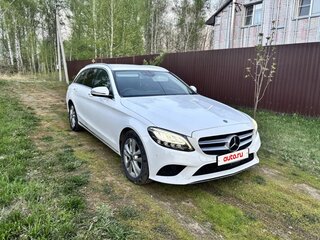 2018 Mercedes-Benz C-Класс 180 IV (W205) Рестайлинг, белый, 1970000 рублей, вид 3