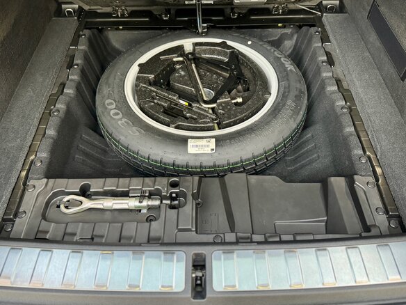 2020 BMW X6 40d III (G06), чёрный, 9490000 рублей - вид 30