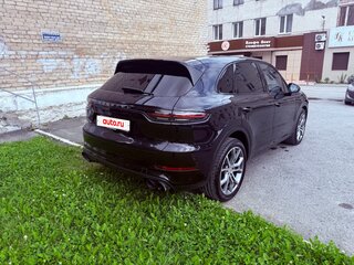 2019 Porsche Cayenne III, чёрный, 6000000 рублей, вид 5