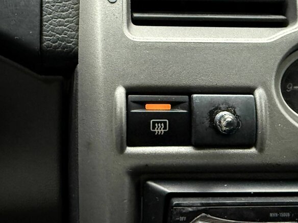 2011 Lada (ВАЗ) Priora I, серебристый, 250000 рублей - вид 20
