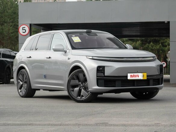 2026 Li Auto (Lixiang) L7 52.3 kWh I Рестайлинг, серебристый, 9220000 рублей - вид 2
