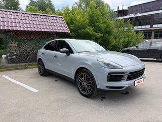 2019 Porsche Cayenne III, чёрный, 8300000 рублей, вид 3