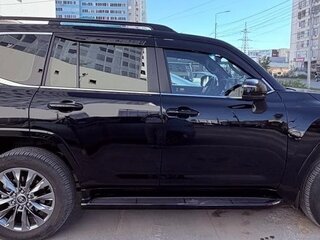 2024 Toyota Land Cruiser 300 Series, чёрный, 14150000 рублей, вид 4