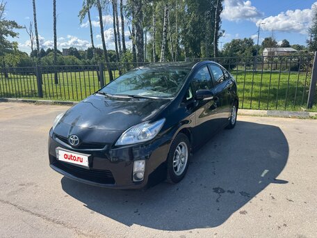 2010 Toyota Prius III (XW30), чёрный, 990000 рублей, вид 1