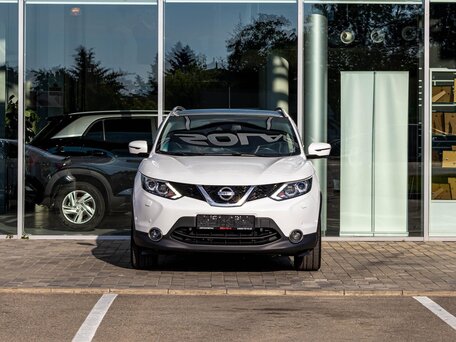 2016 Nissan Qashqai II, белый, 1335000 рублей, вид 2