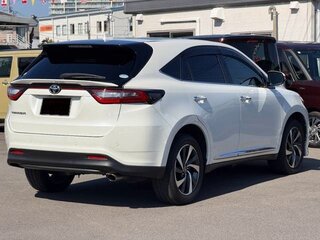 2019 Toyota Harrier III (XU60) Рестайлинг, белый, 2136000 рублей, вид 2