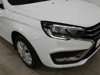 2024 Lada (ВАЗ) Vesta I Рестайлинг (NG), белый, 1350000 рублей, вид 5