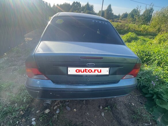 2001 Ford Focus I Рестайлинг, зелёный, 100000 рублей - вид 2