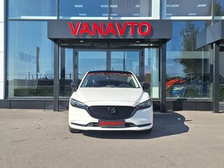 2018 Mazda 6 III (GJ) Рестайлинг 2, белый, 2025000 рублей, вид 3