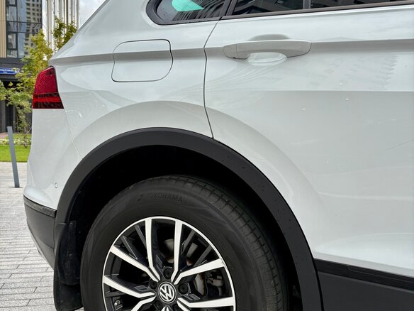 2019 Volkswagen Tiguan II, белый, 3300000 рублей - вид 9