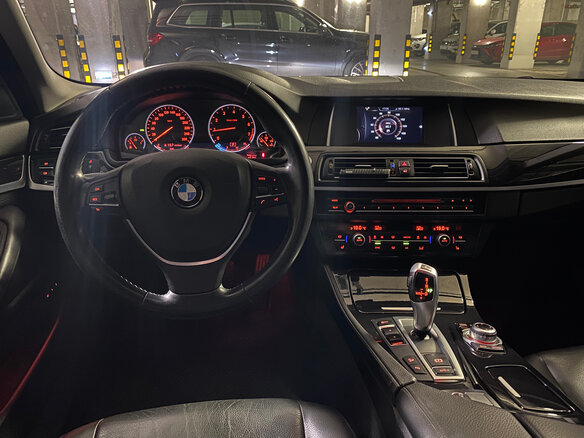 2015 BMW 5 серии 528i xDrive VI (F10/F11/F07) Рестайлинг, серый, 2250000 рублей - вид 6
