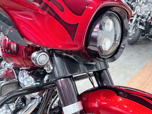 2017 Harley-Davidson Street Glide, красный, 1999000 рублей - вид 32