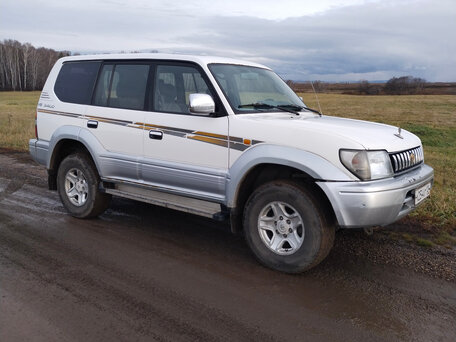 1997 Toyota Land Cruiser Prado 90 Series, белый, 680000 рублей, вид 1