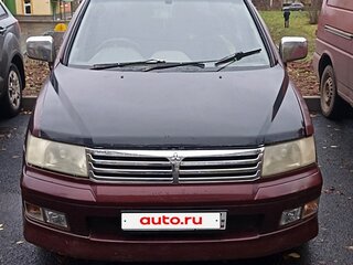 1999 Mitsubishi Chariot III, пурпурный, 350000 рублей, вид 1
