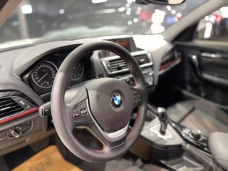 2017 BMW 1 серии 118i II (F20/F21) Рестайлинг, белый, 1670000 рублей, вид 5