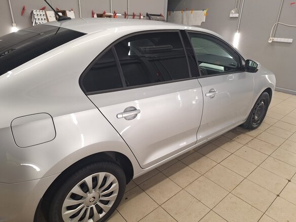 2018 Skoda Rapid I Рестайлинг, серебристый, 800000 рублей - вид 8