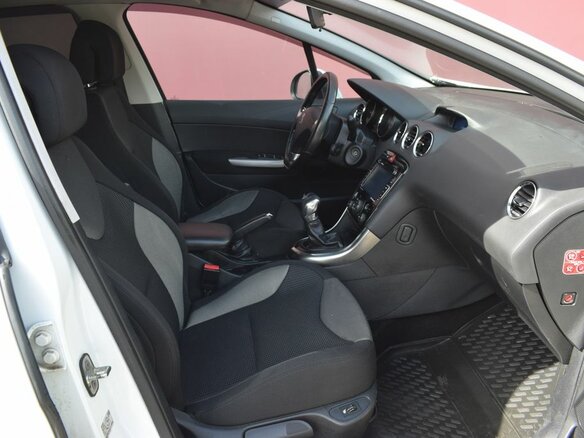2012 Peugeot 308 I Рестайлинг, белый - вид 12