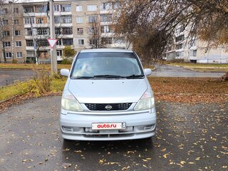 2001 Nissan Serena II (C24), серебристый, 450000 рублей, вид 3