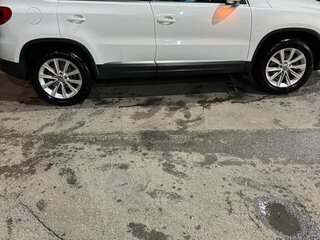 2012 Volkswagen Tiguan I Рестайлинг, белый, 1500000 рублей, вид 5