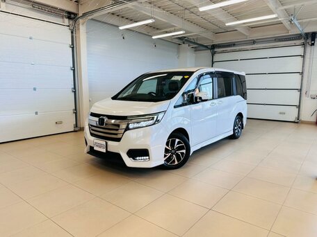 Honda Stepwgn V Рестайлинг