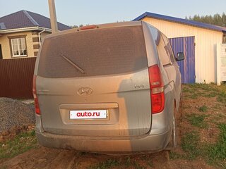 2011 Hyundai H-1 II, серебристый, 1300000 рублей, вид 5