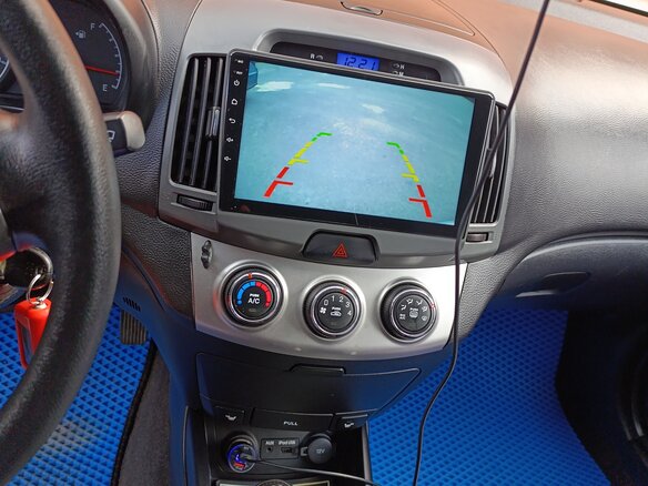 2010 Hyundai Elantra IV (HD), серебристый - вид 9