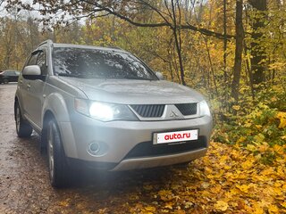 2008 Mitsubishi Outlander II, серебристый, 1000000 рублей, вид 1