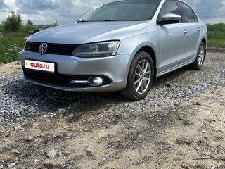 2013 Volkswagen Jetta VI, серебристый, 770000 рублей, вид 1
