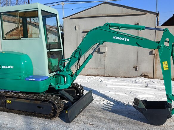 2001 Komatsu PC20, зелёный, 1650000 рублей - вид 4