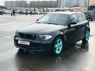 2007 BMW 1 серии 120i I (E81/E82/E87/E88) Рестайлинг, чёрный, 900000 рублей, вид 1