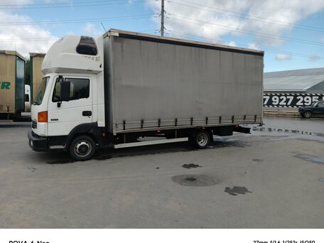 2011 Nissan Atleon, белый, 2000000 рублей, вид 1
