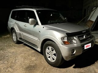 2002 Mitsubishi Montero III, серебристый, 550000 рублей, вид 2