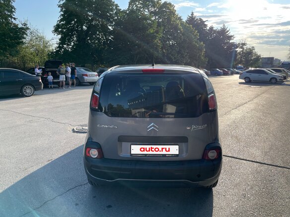2010 Citroen C3 Picasso I, серый, 370000 рублей - вид 5