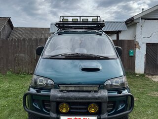 1994 Mitsubishi Delica IV, зелёный, 1900000 рублей, вид 3