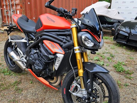 2023 Triumph Speed Triple, оранжевый, 1600000 рублей, вид 5