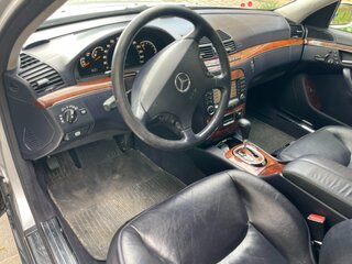 2005 Mercedes-Benz S-Класс 350 IV (W220) Рестайлинг, серебристый, 1550000 рублей, вид 4
