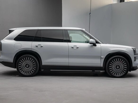 2026 Zeekr 9X 55 kWh (до 3.5 т), белый - вид 9