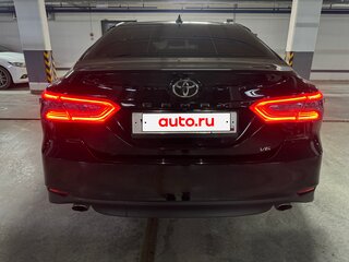 2018 Toyota Camry VIII (XV70), чёрный, 3500000 рублей, вид 3
