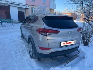 2018 Hyundai Tucson III, бежевый, 2050000 рублей, вид 2