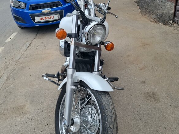 2003 Honda Shadow 750, белый, 600000 рублей - вид 2